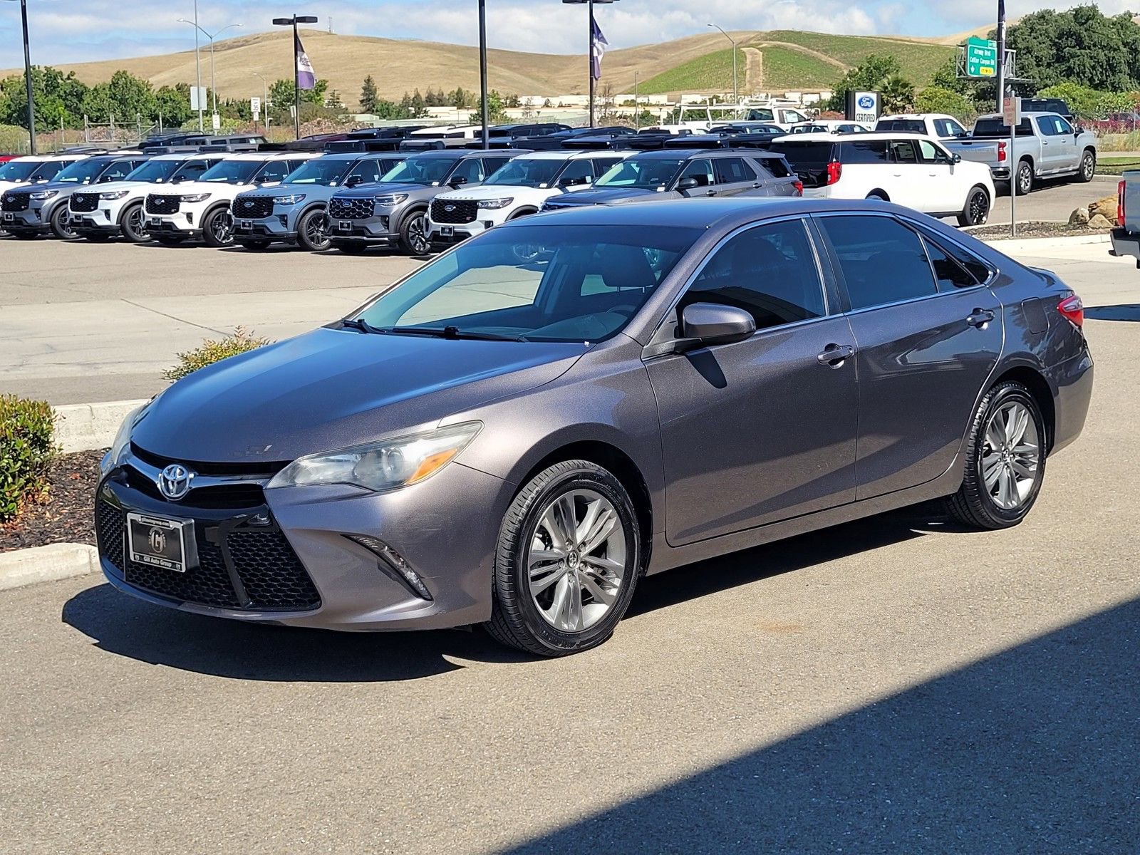Used 2017 Toyota Camry SE FWD image 8