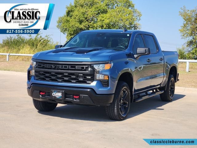 Used 2024 Chevrolet Silverado 1500 Custom Trail Boss w/ LPO, Dark Essentials Package AWD/4WD image 6