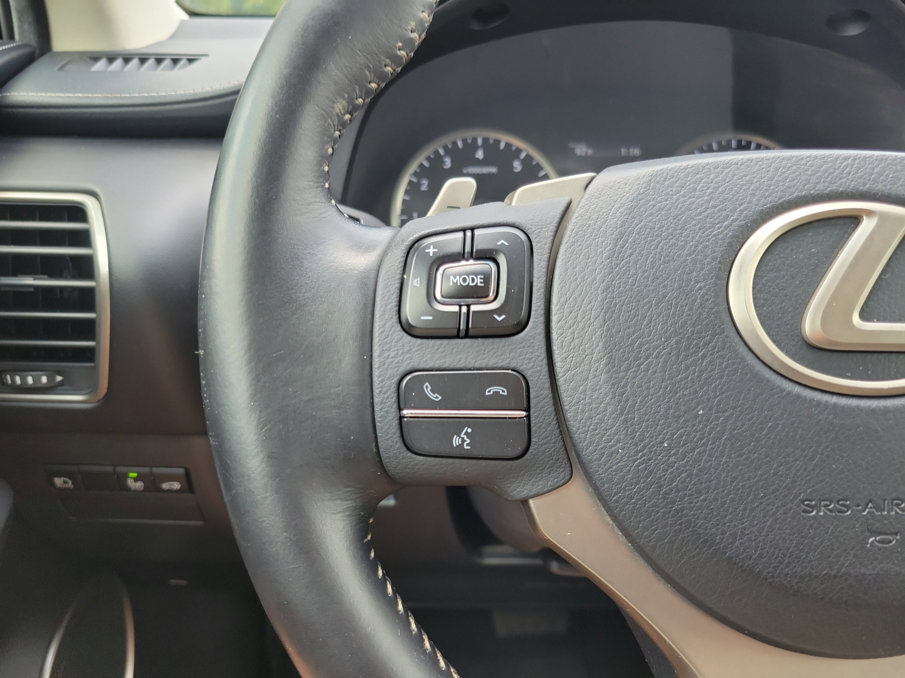 Used 2018 Lexus NX 300 FWD w/ Comfort Package image 20