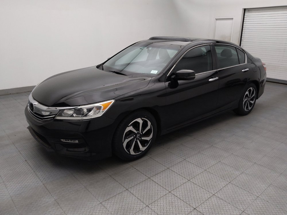 Used 2016 Honda Accord EX image 2