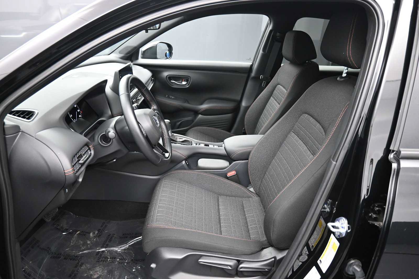 Certified 2027 Honda HR-V Sport image 19