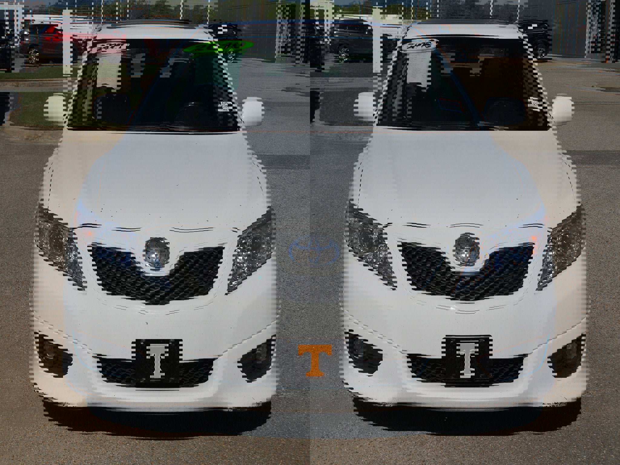 Used 2010 Toyota Camry SE FWD image 17