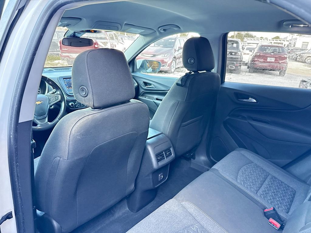 Used 2022 Chevrolet Equinox LT w/ Driver Convenience Package FWD image 24