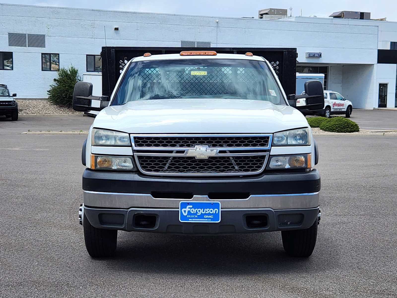 Used 2005 Chevrolet Silverado 3500 4x4 Regular Cab w/ Heavy-Duty Power Package image 5