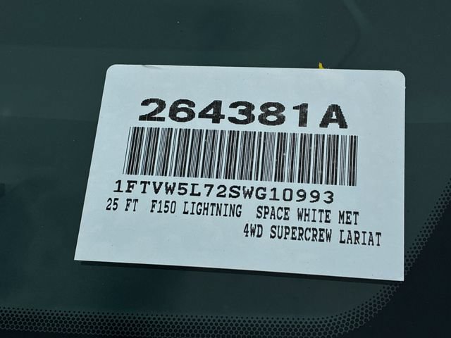 Used 2025 Ford F150 Lightning Lariat AWD/4WD image 31