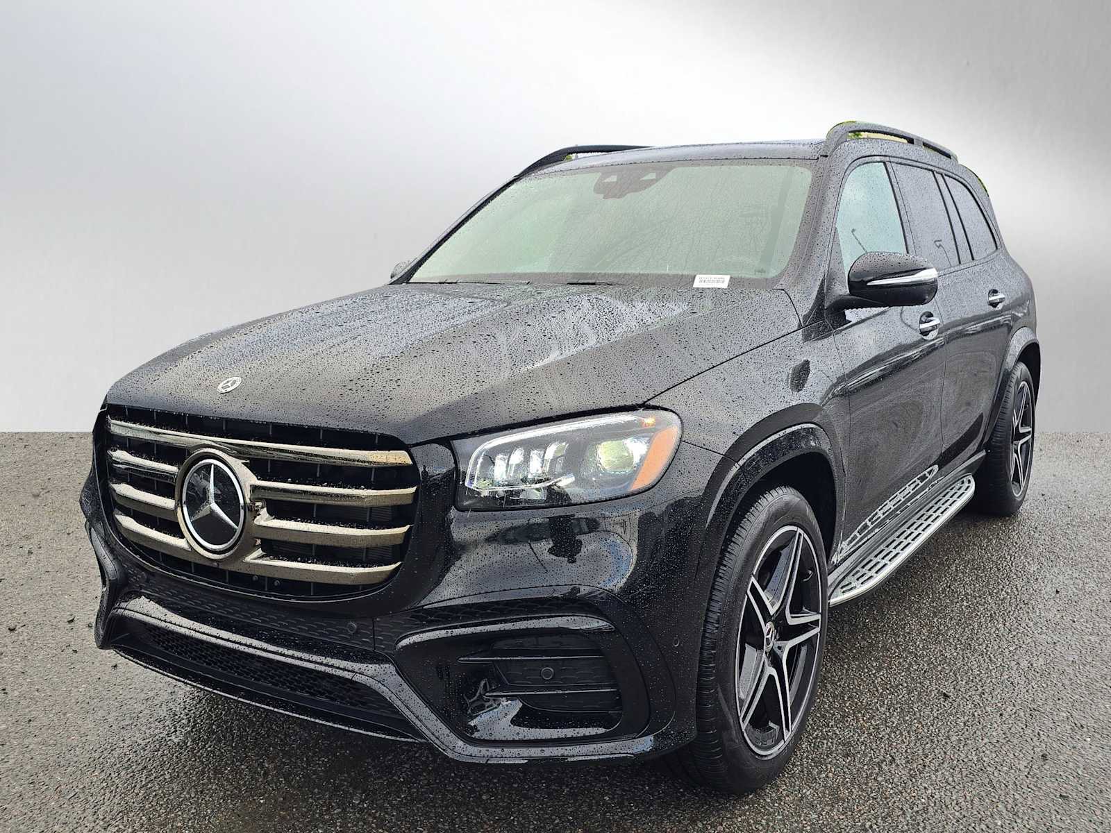 Used 2026 Mercedes-Benz GLS 450 4MATIC image 7
