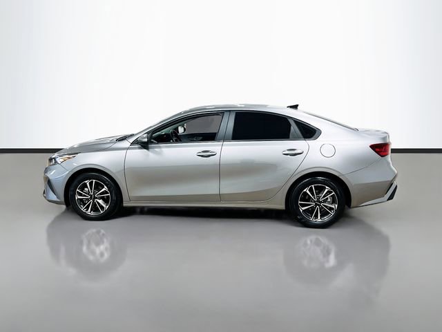 Certified 2024 Kia Forte LXS FWD image 4