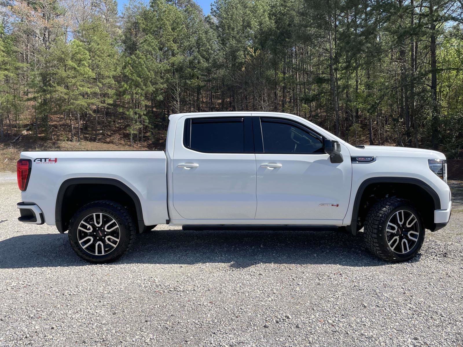 Used 2025 GMC Sierra 1500 AT4 w/ AT4 Premium Package image 22