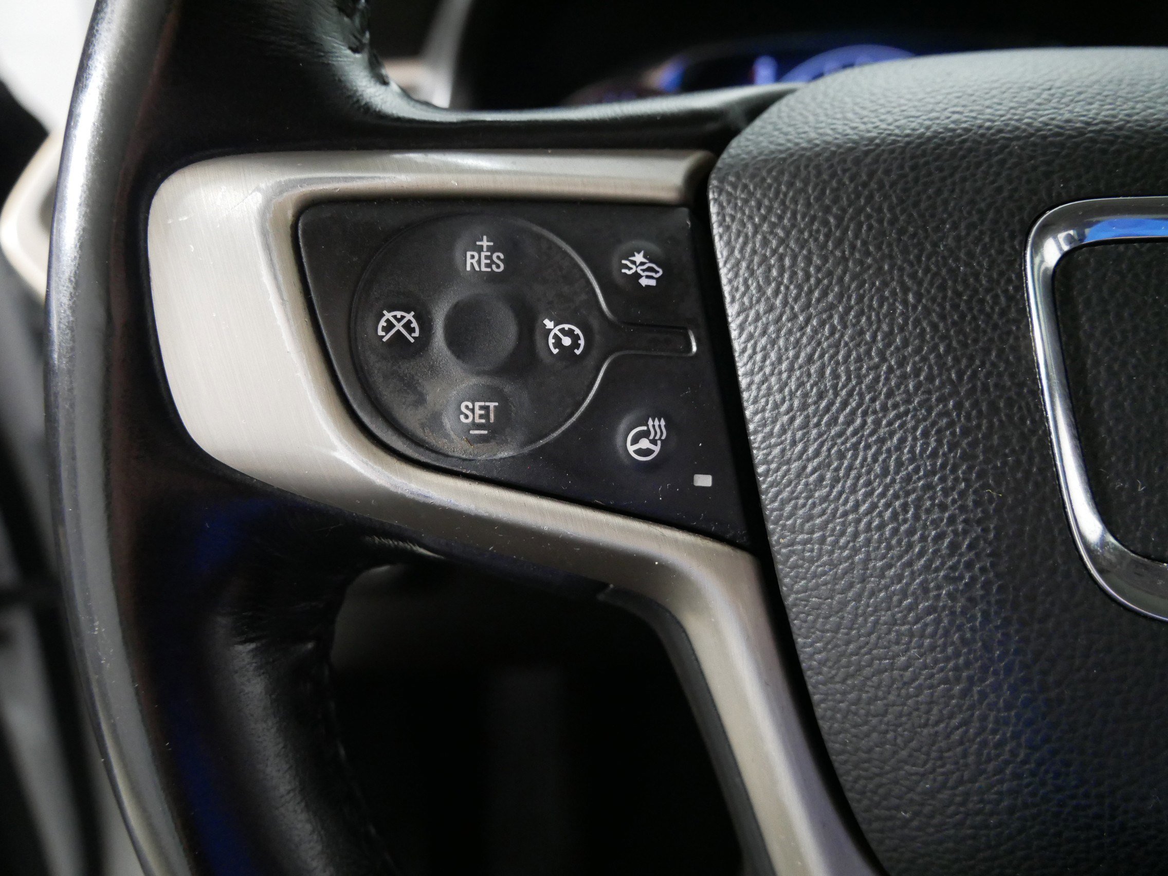 Used 2017 GMC Acadia Denali image 27