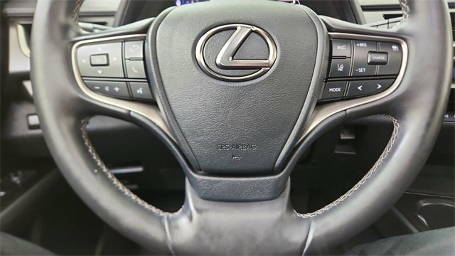 Used 2022 Lexus UX 200 200 Base image 39