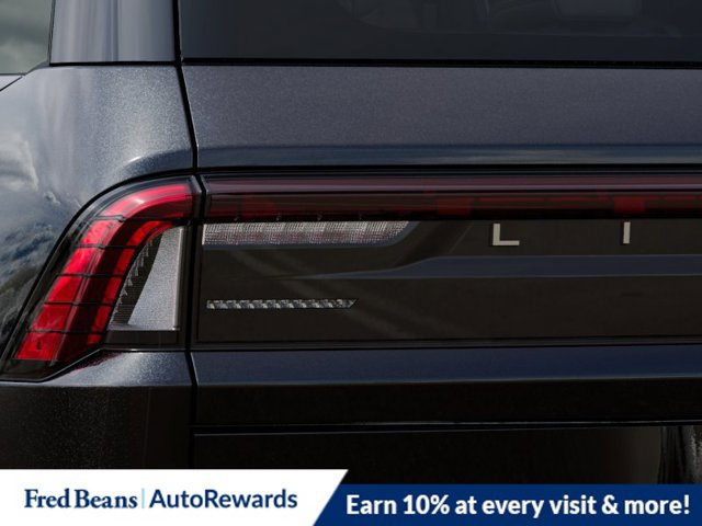 New 2027 Lincoln Navigator Reserve w/ Jet Appearance Package AWD/4WD image 28