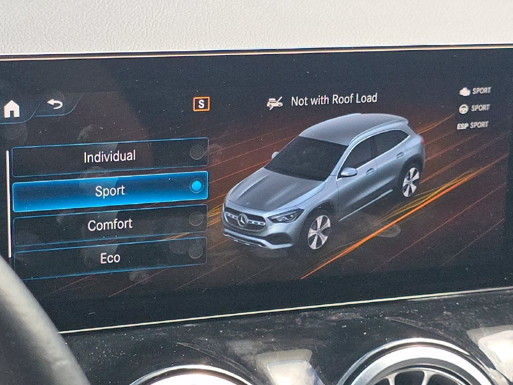 Used 2023 Mercedes-Benz GLA 250 4MATIC image 33