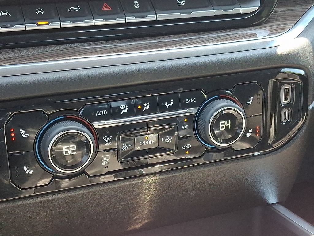 Certified 2025 Chevrolet Silverado 1500 RST AWD/4WD image 15