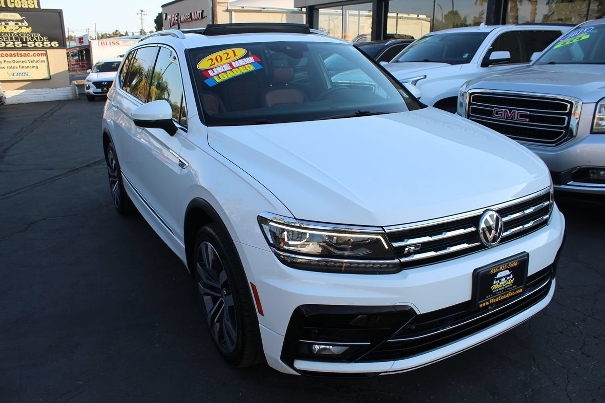 Used 2021 Volkswagen Tiguan SEL Premium R-Line w/ 3rd Row Seat Package AWD/4WD image 8