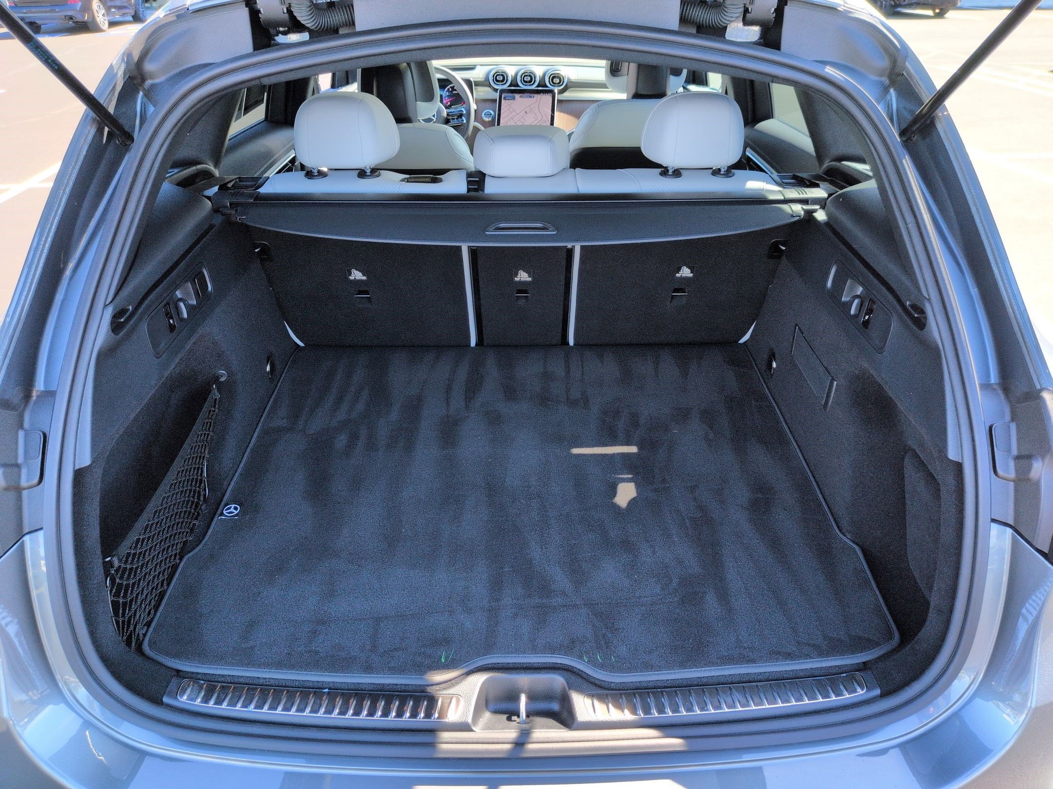 Used 2023 Mercedes-Benz GLC 300 4MATIC image 32