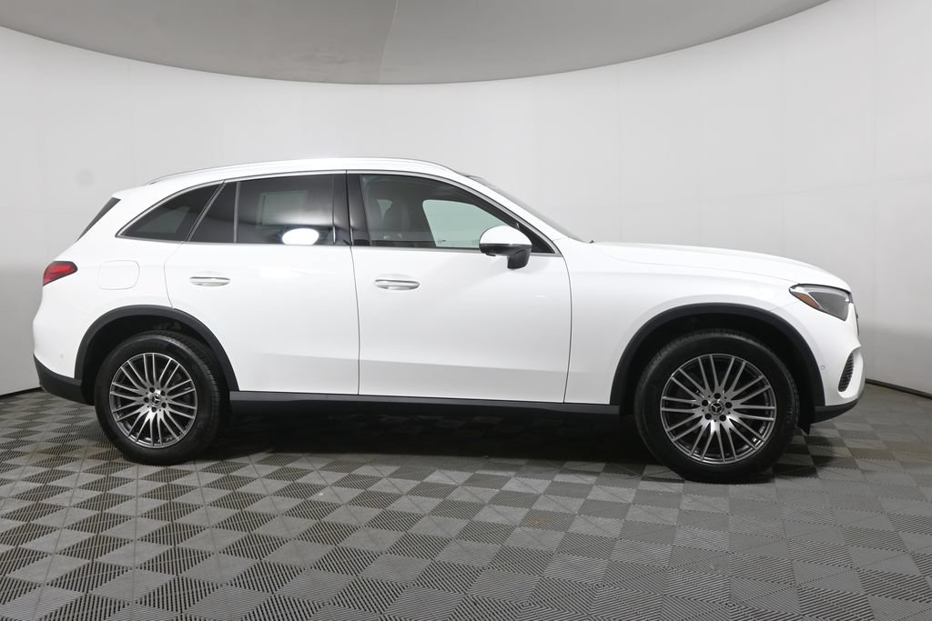 Certified 2026 Mercedes-Benz GLC 300 4MATIC image 8