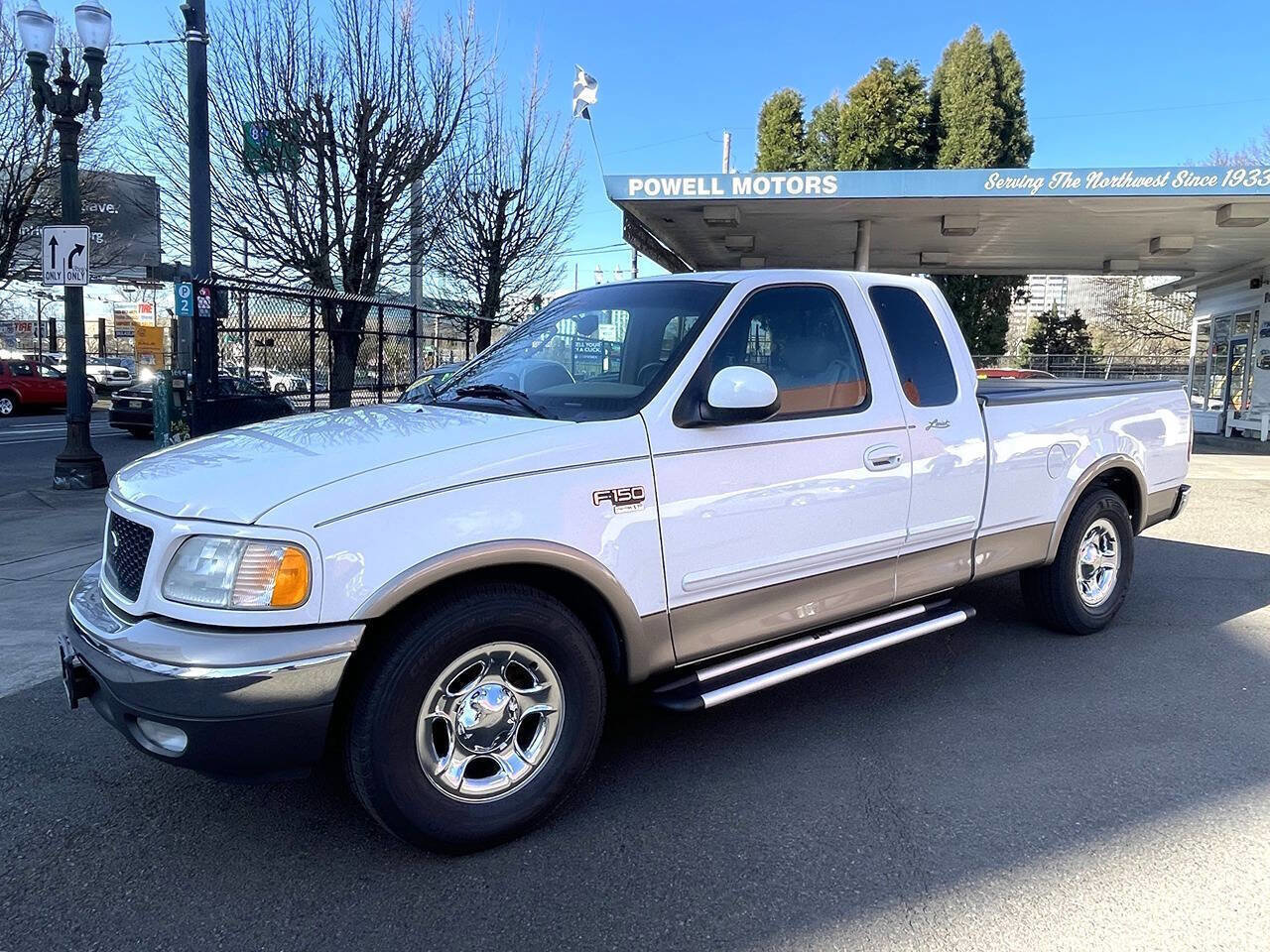 Used 2003 Ford F150 Lariat RWD image 3