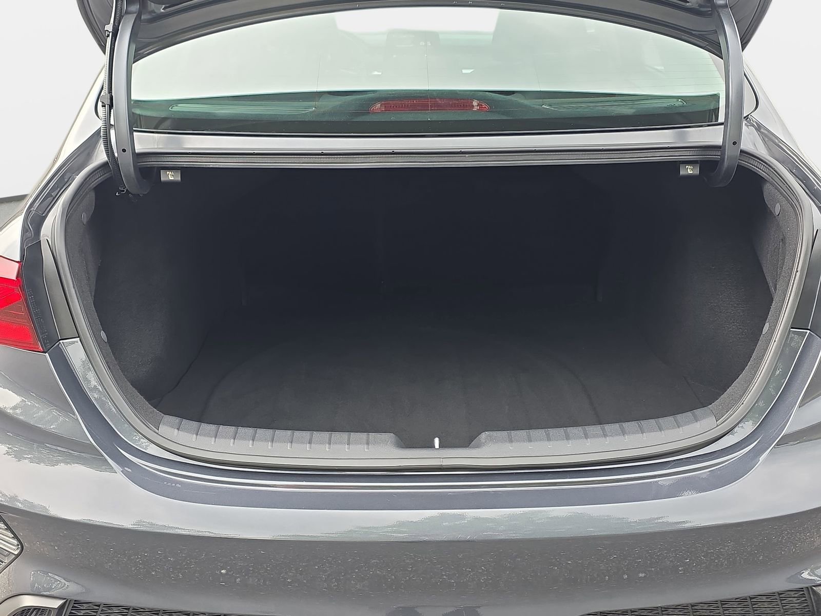 Used 2024 Kia Forte LXS FWD image 12