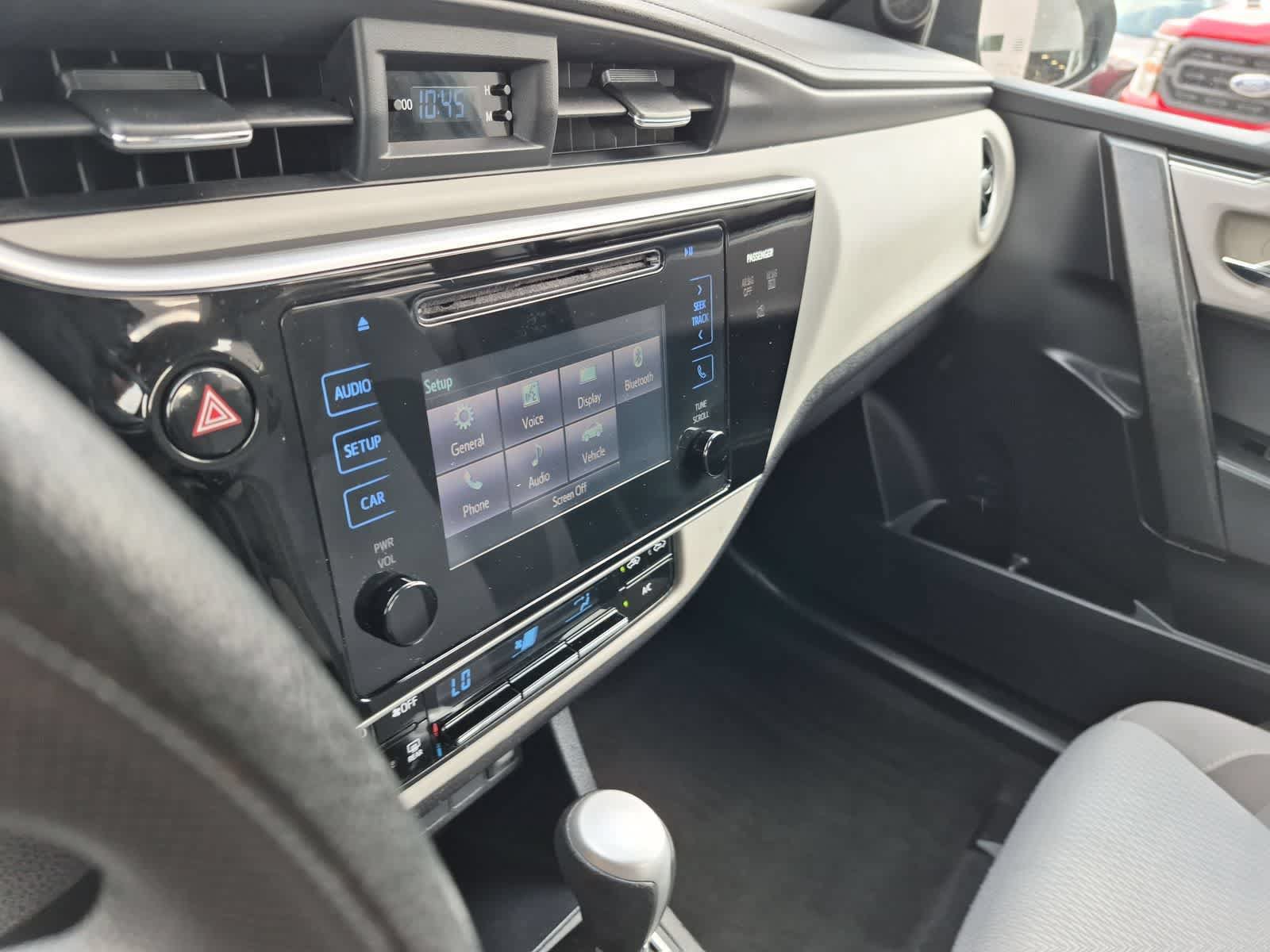 Used 2017 Toyota Corolla LE FWD image 27