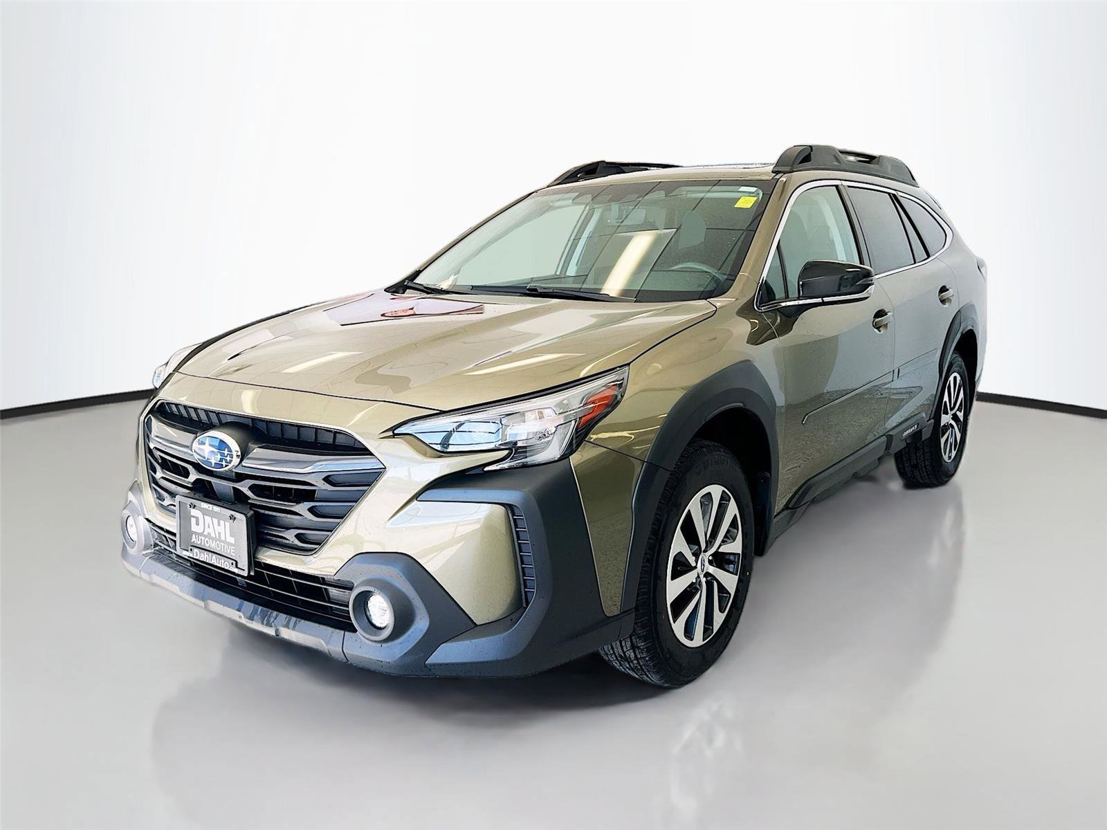 Used 2023 Subaru Outback Premium w/ Popular Package #1 image 4