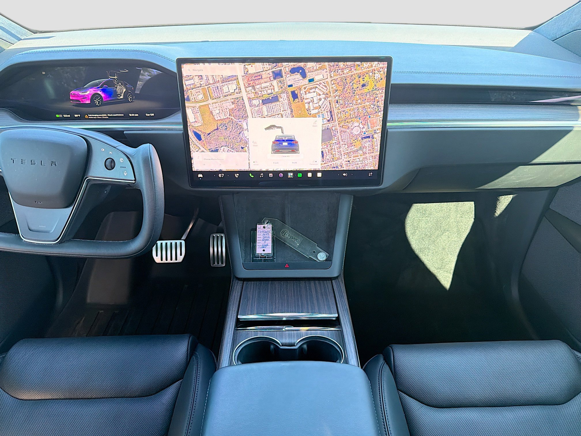 Used 2023 Tesla Model X AWD/4WD image 19
