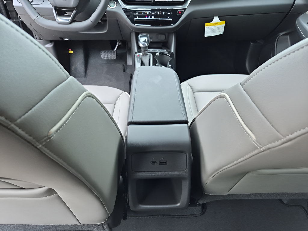 New 2026 Buick Envista Sport Touring FWD image 32