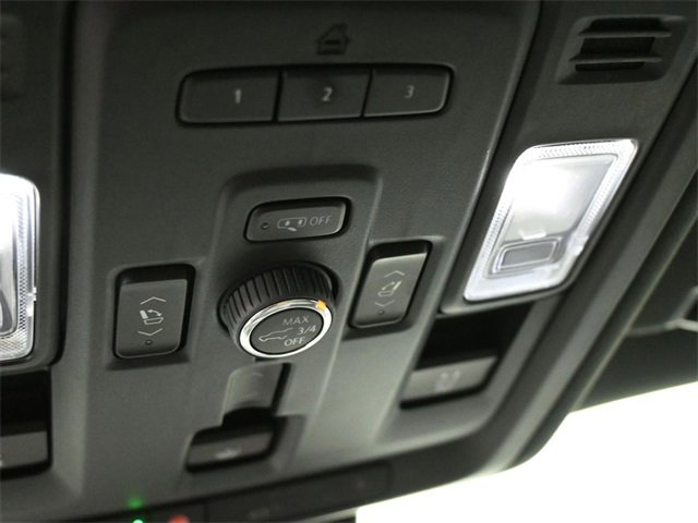 Used 2024 Chevrolet Tahoe Premier image 20