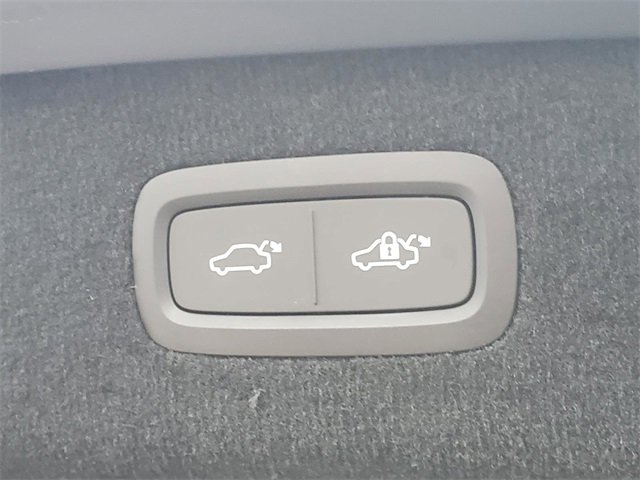 New 2025 Polestar Polestar 3 LONG RANGE DUAL MOTOR image 8