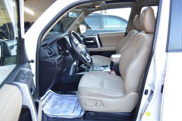 Used 2014 Toyota 4Runner SR5 Premium AWD/4WD image 46