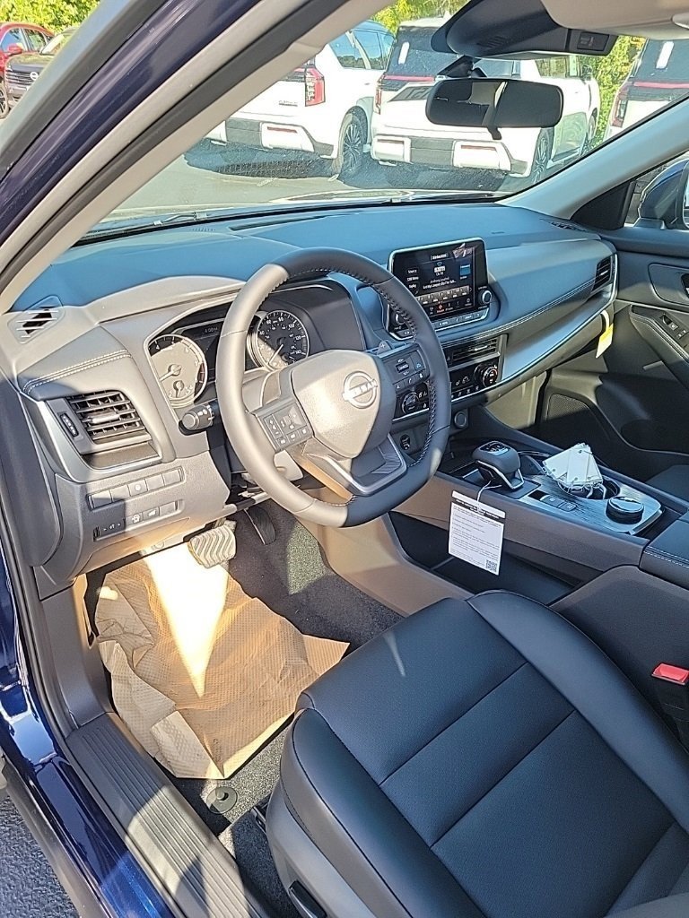 New 2026 Nissan Rogue SV w/ SV Premium Package image 16