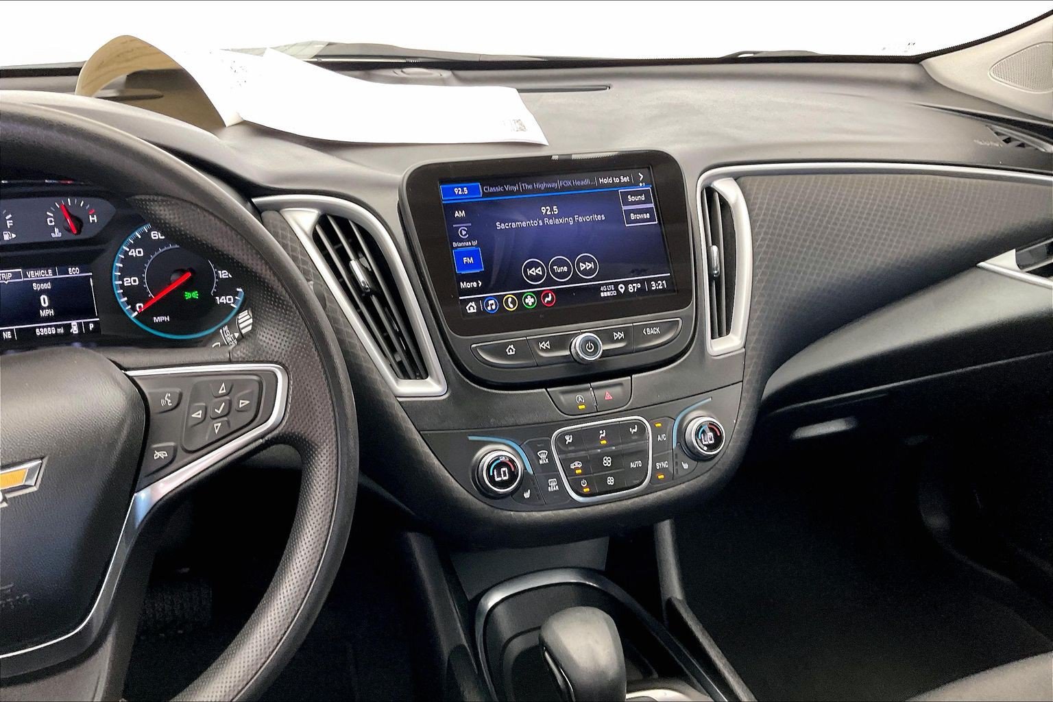 Used 2025 Chevrolet Malibu LT FWD image 5