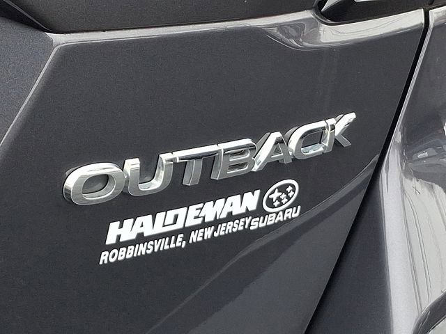 Used 2023 Subaru Outback Premium image 29