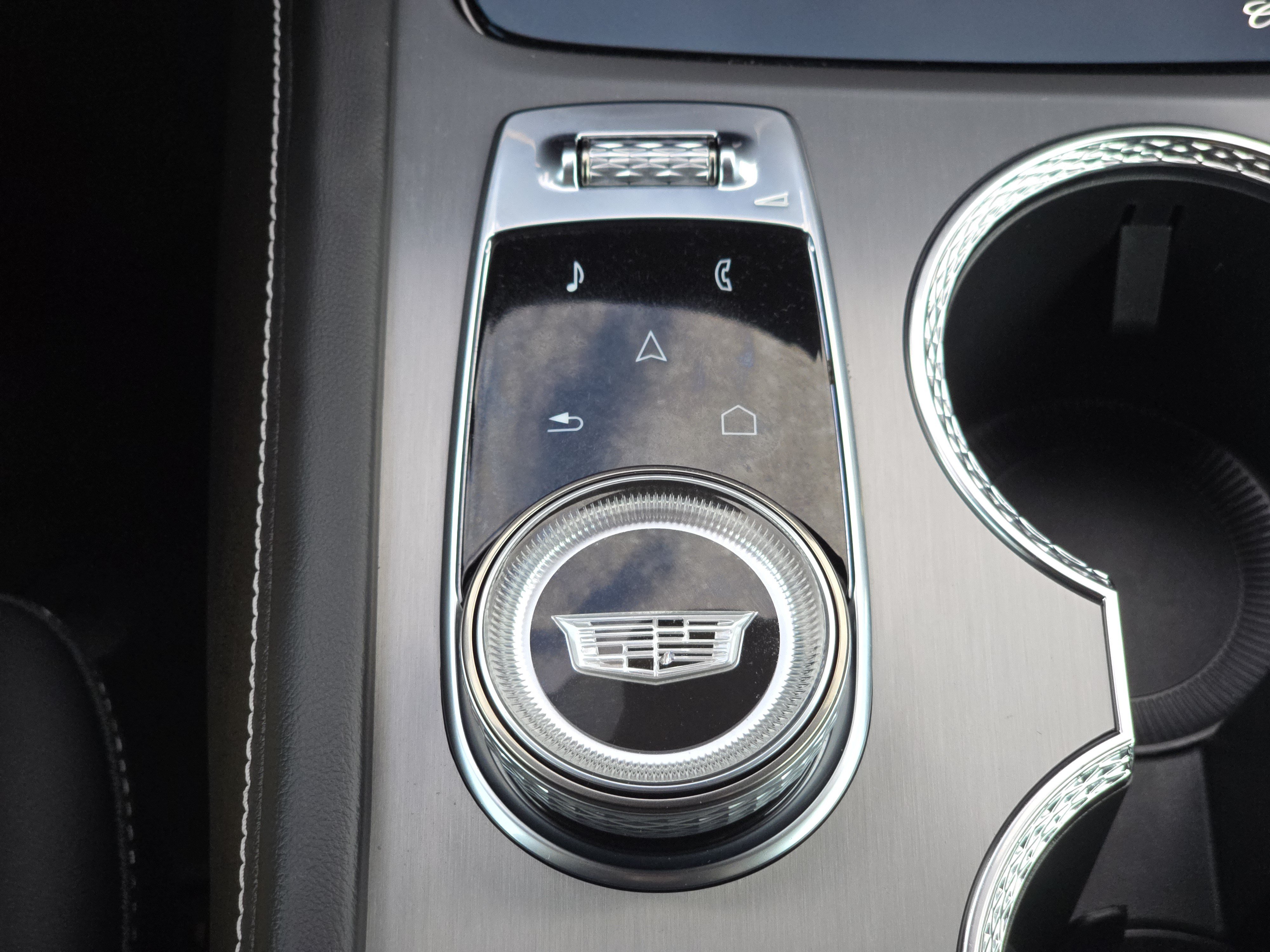 Used 2026 Cadillac Vistiq Sport AWD/4WD image 26