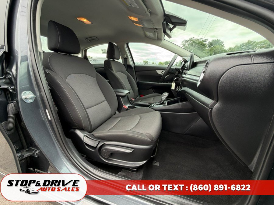 Used 2023 Kia Forte LXS FWD image 15
