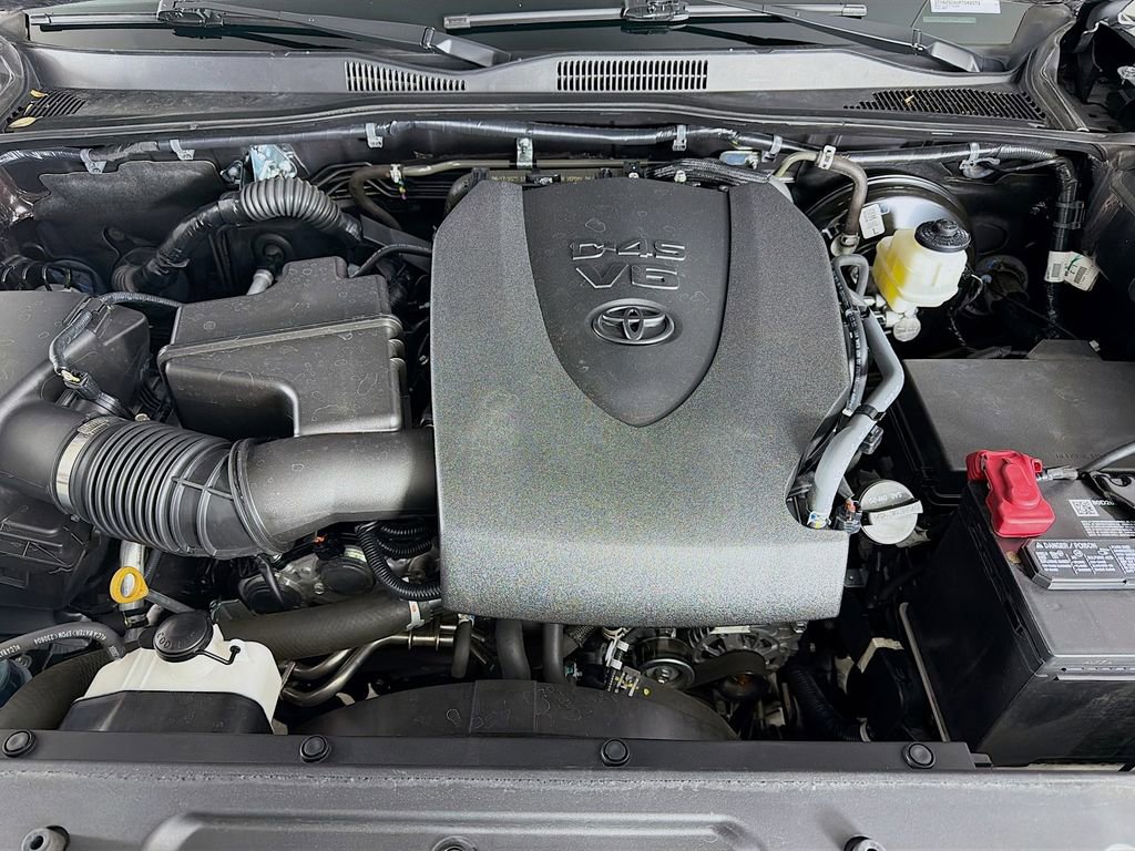 Used 2023 Toyota Tacoma TRD Sport w/ Technology Package RWD image 27