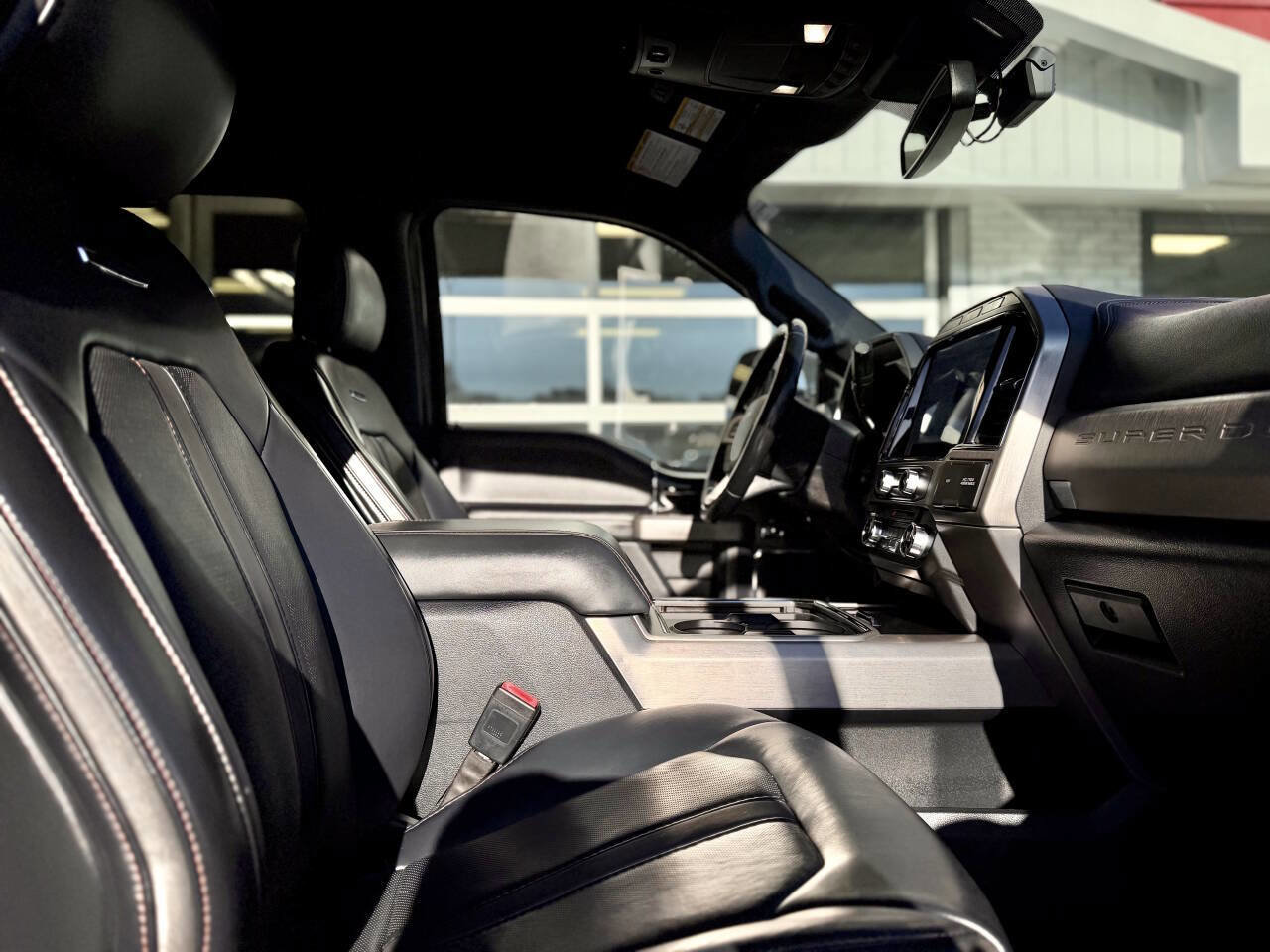 Used 2022 Ford F350 Platinum image 42