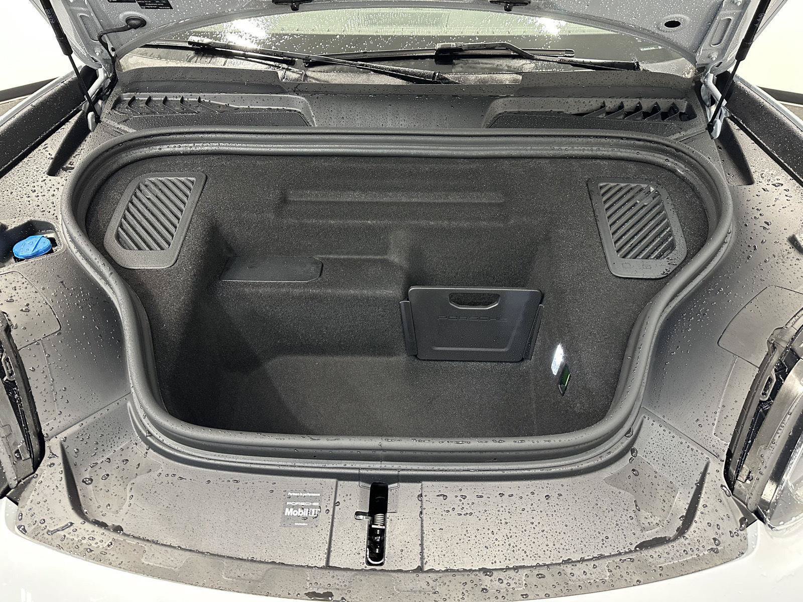 New 2026 Porsche Macan 4S Electric AWD/4WD image 45