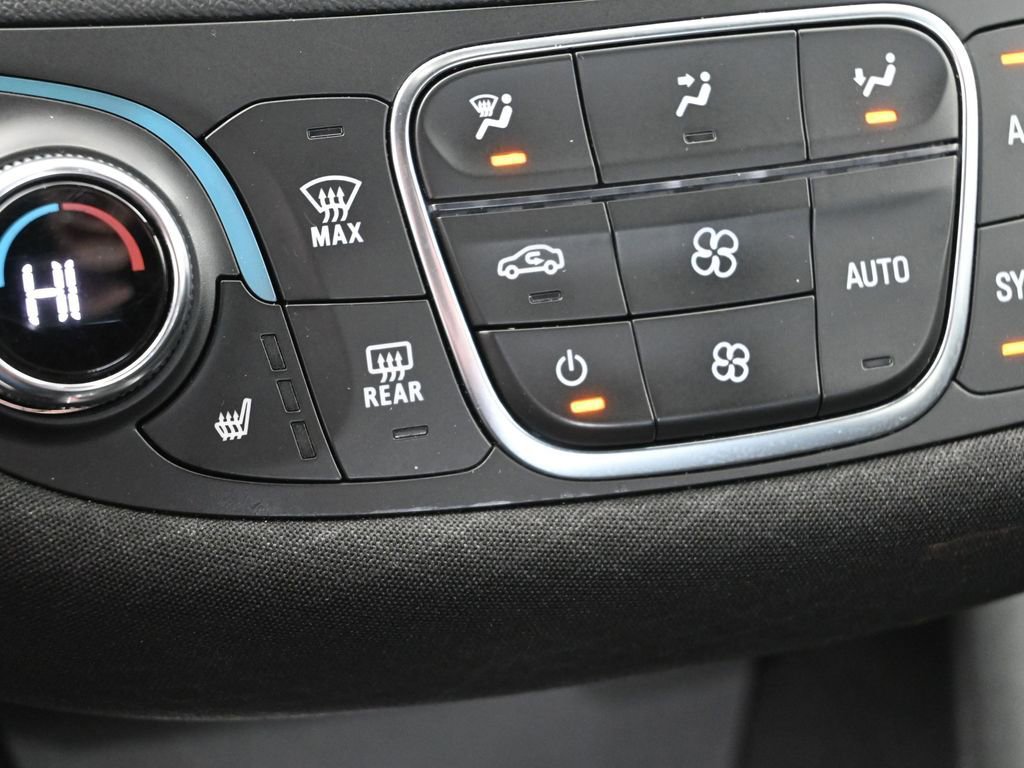 Used 2024 Chevrolet Malibu LT image 25