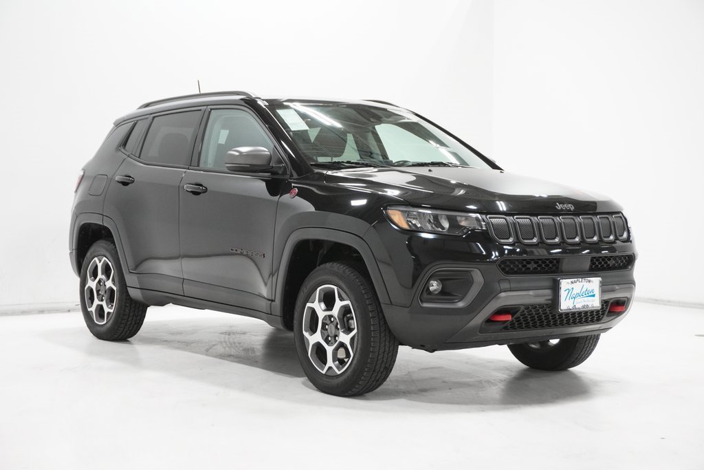 Used 2022 Jeep Compass Trailhawk w/ Sun and Sound Group image 4
