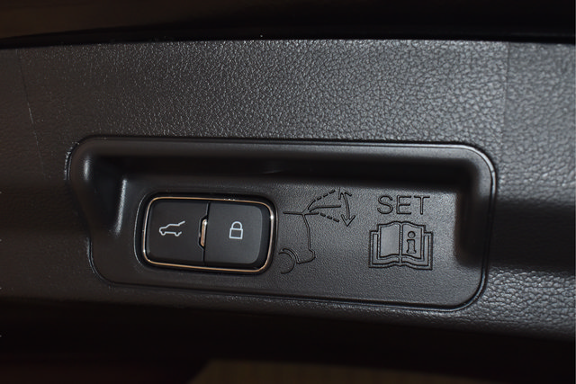 Used 2026 Ford Explorer Platinum AWD/4WD image 11