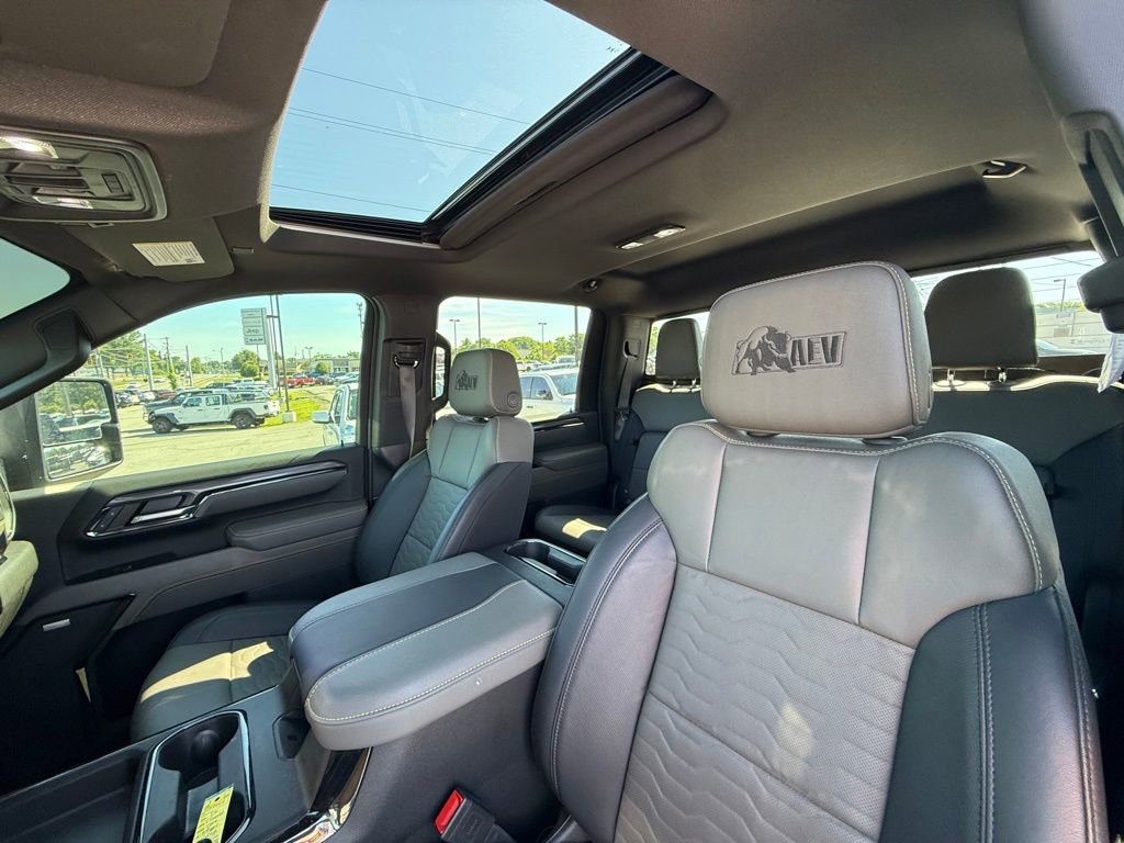 Used 2024 Chevrolet Silverado 2500 ZR2 w/ ZR2 Bison Edition AWD/4WD image 13