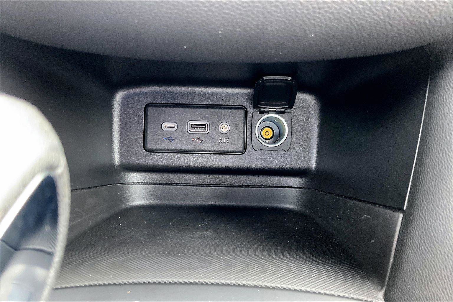 Used 2024 Chevrolet Equinox LT image 31