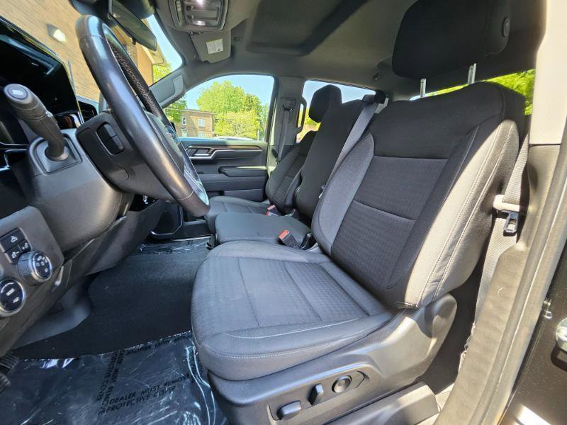 Used 2022 Chevrolet Silverado 1500 RST AWD/4WD image 44