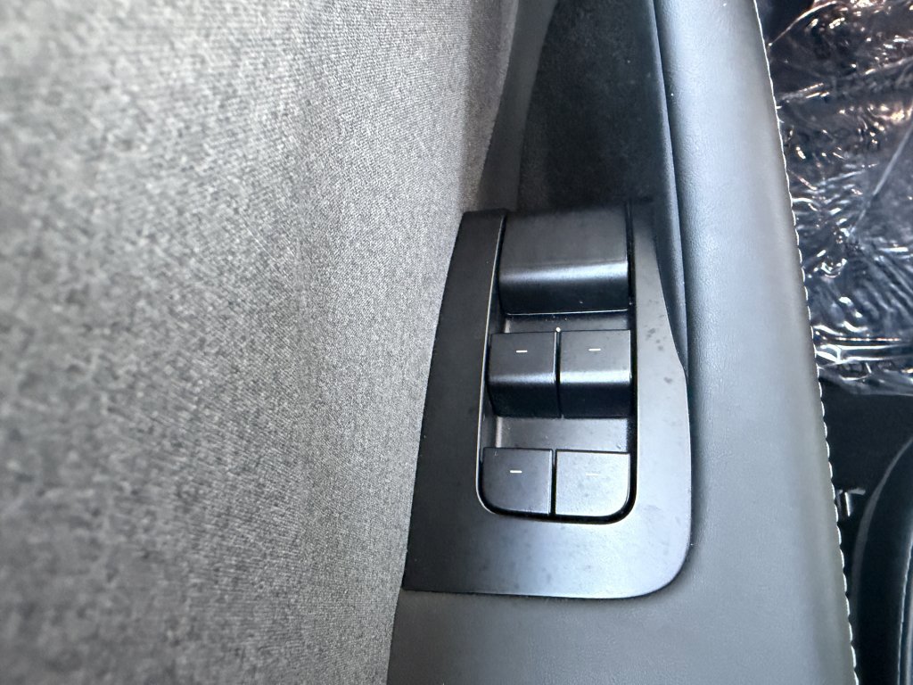 Used 2025 Tesla Model 3 Long Range image 32