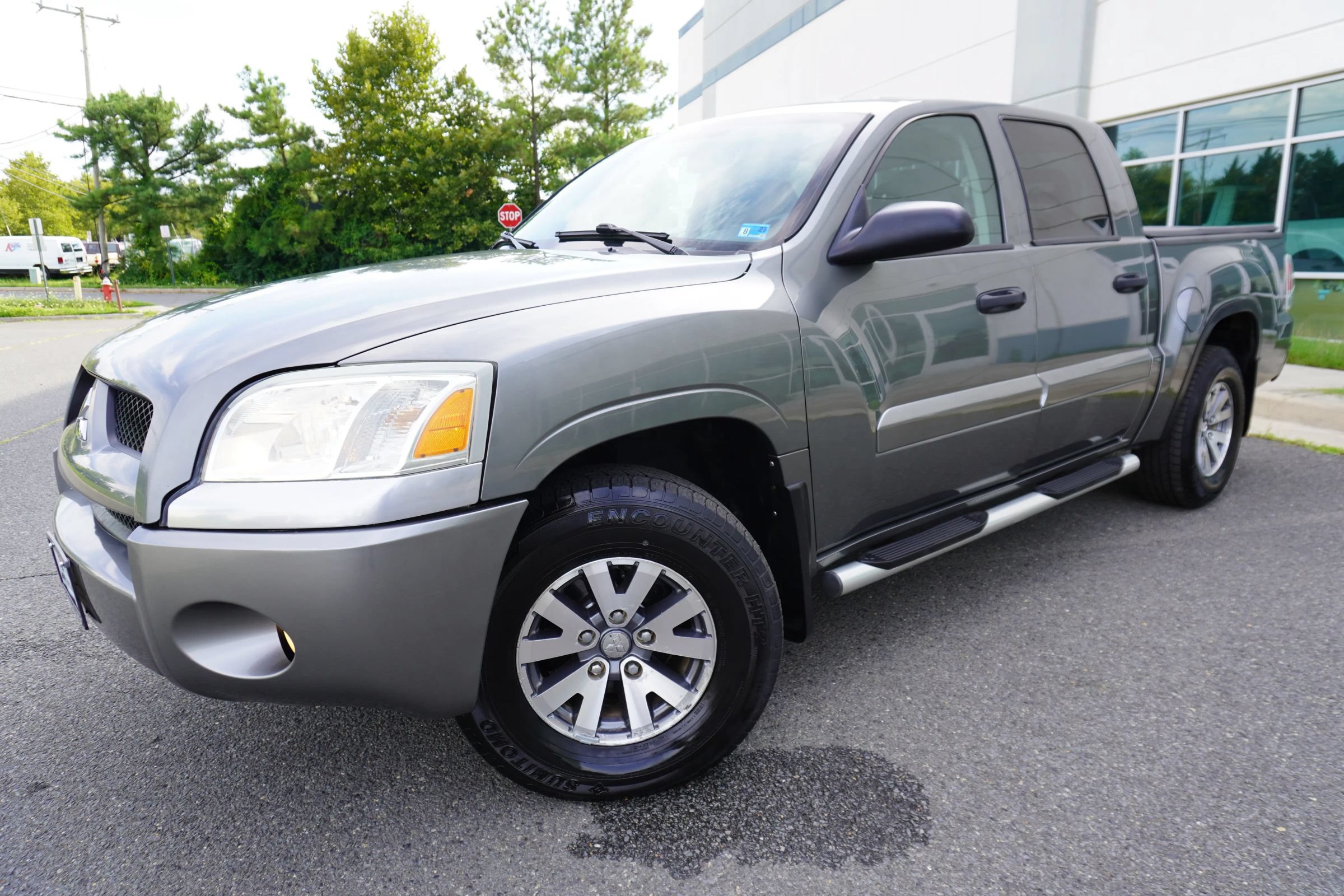 Used 2007 Mitsubishi Raider LS AWD/4WD image 3