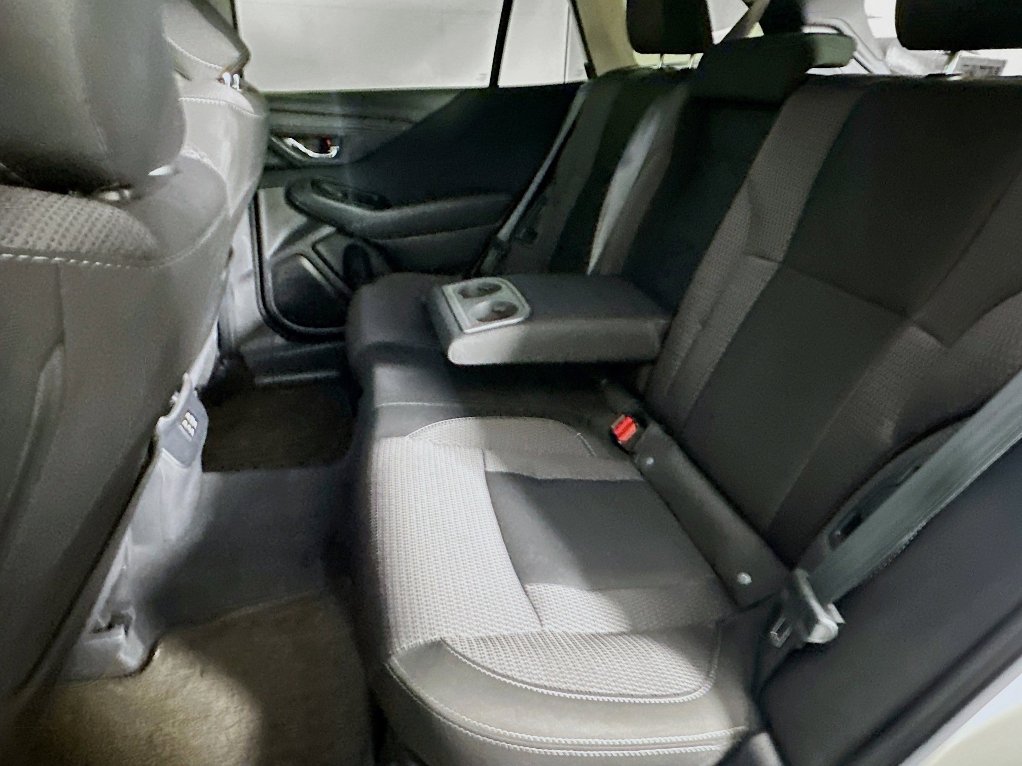 Used 2025 Subaru Outback Premium image 26