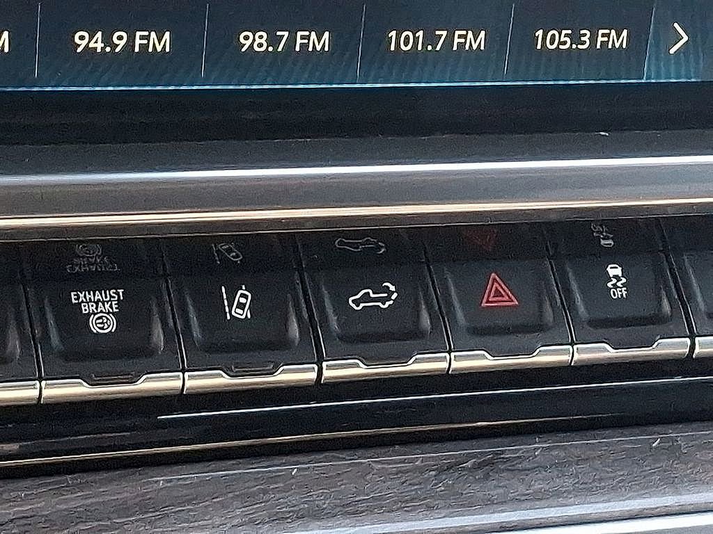 Used 2024 Chevrolet Silverado 2500 LTZ image 26