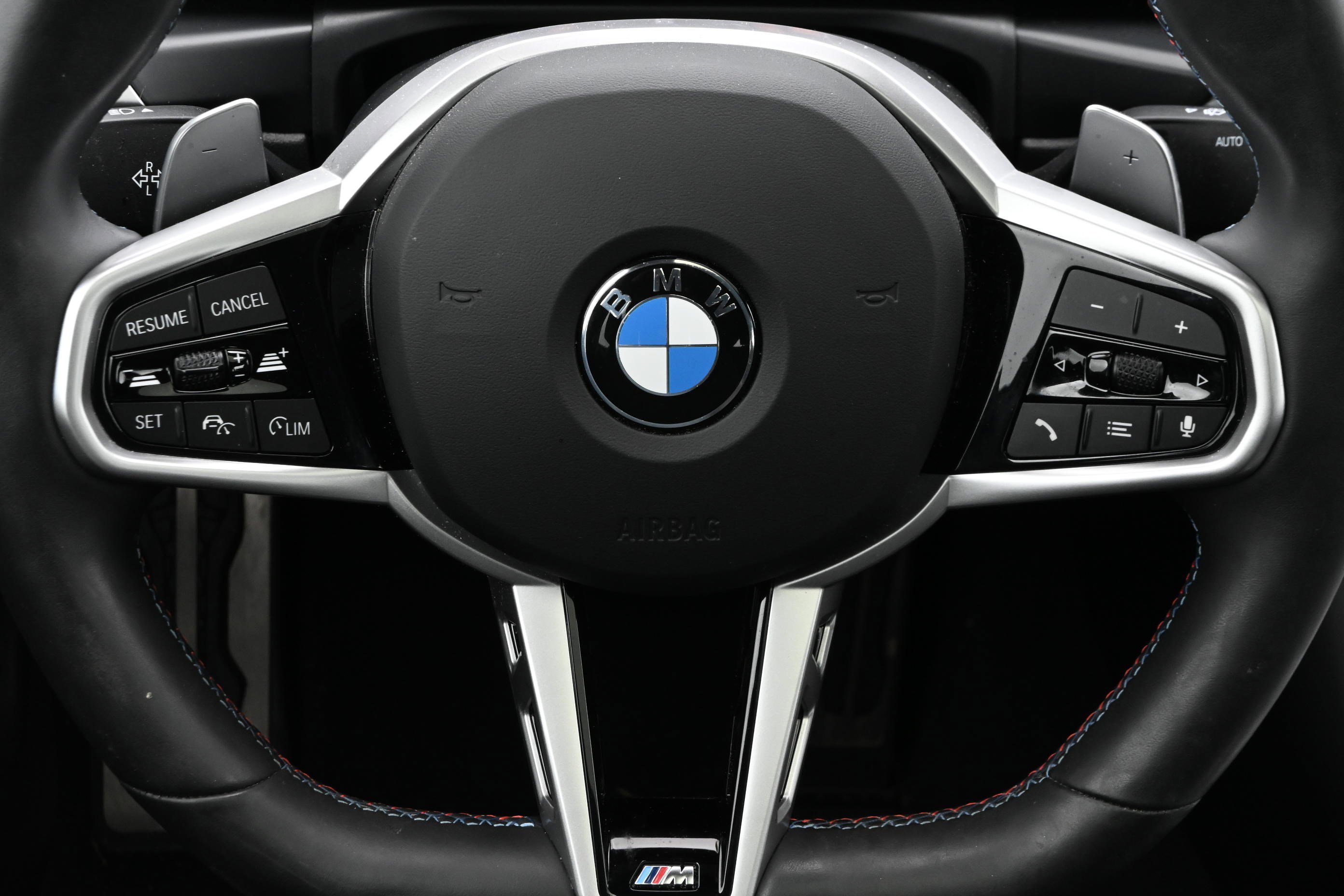Certified 2025 BMW M440i image 34
