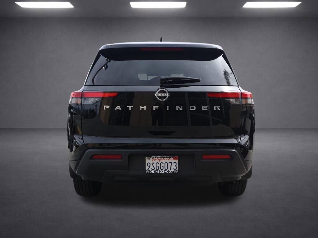 Used 2025 Nissan Pathfinder S w/ Cargo Package image 5