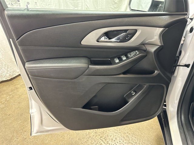 Certified 2023 Chevrolet Traverse LT w/ Midnight/Sport Edition image 23